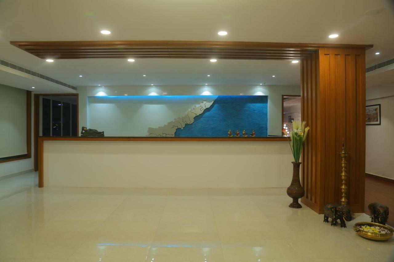 Bay View Hotel Vizag Visakhapatnam Exterior photo