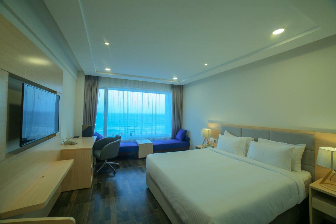 Bay View Hotel Vizag Visakhapatnam Exterior photo