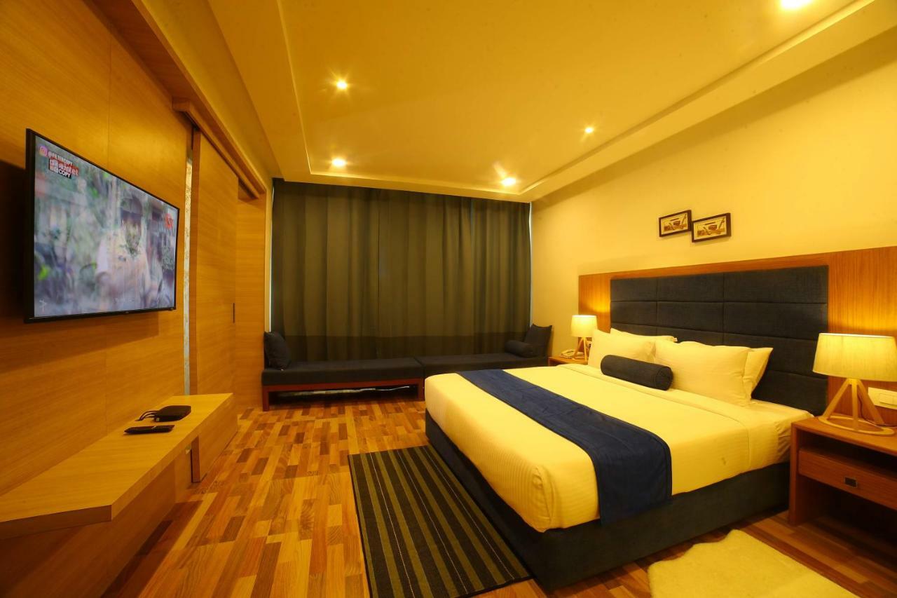 Bay View Hotel Vizag Visakhapatnam Exterior photo