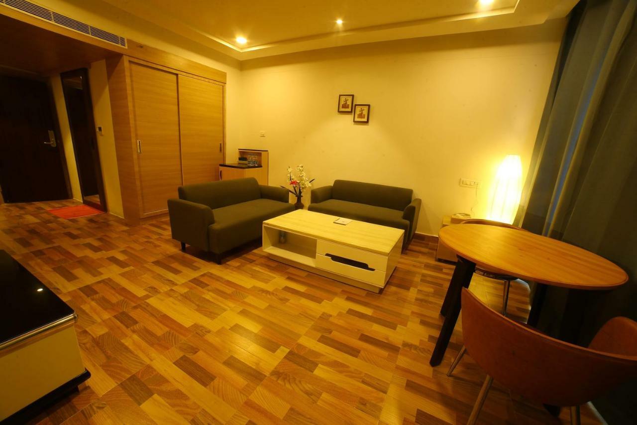 Bay View Hotel Vizag Visakhapatnam Exterior photo